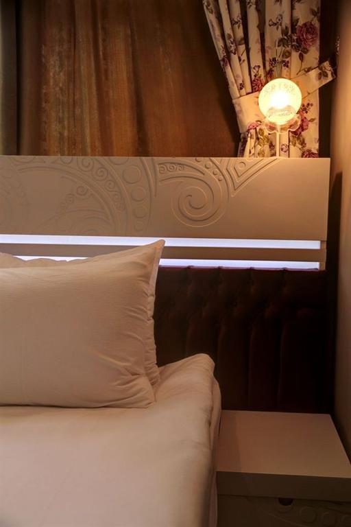 Omer Hayyam Suites Estambul Habitación foto